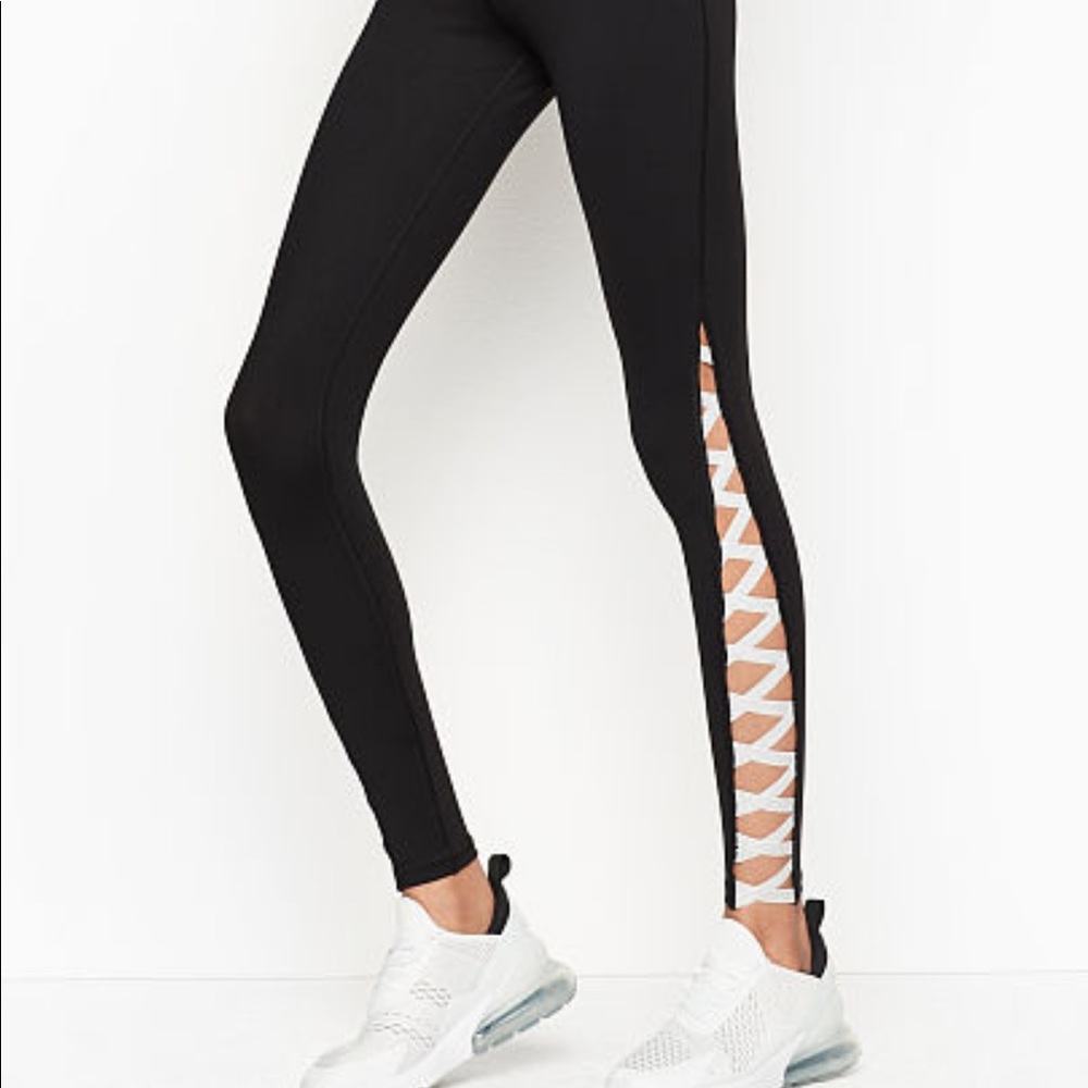 Victoria Secret Knockout Criss Cross Legging